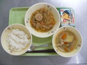 「給食配膳」