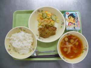 「給食配膳」