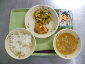 「給食配膳」
