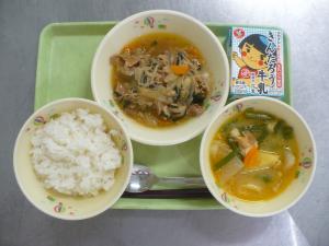 「給食配膳」