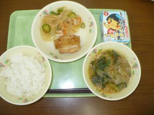 給食配膳