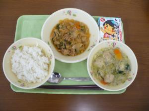 給食配膳