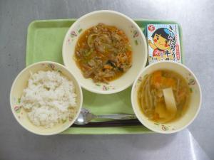 「給食配膳」