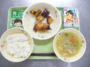 「給食配膳」